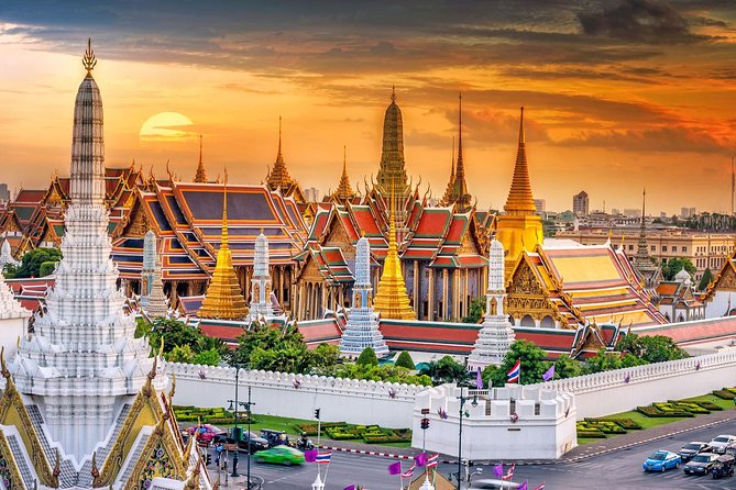 Captivating Half temple tour Thailand